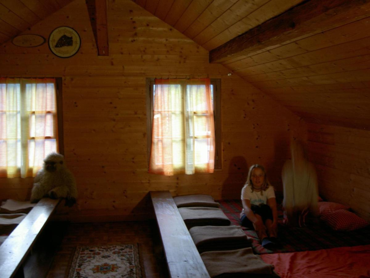 Отель Berggasthaus Obbort Linthal Экстерьер фото